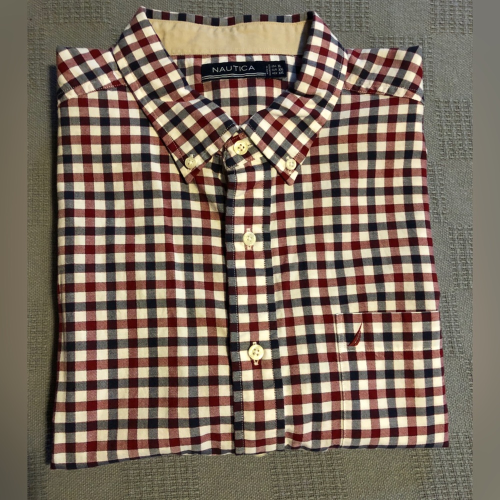 Nautica Long sleeve Red & Black XL NWT
